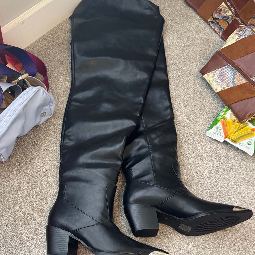 Black Leather Knee-High Boots